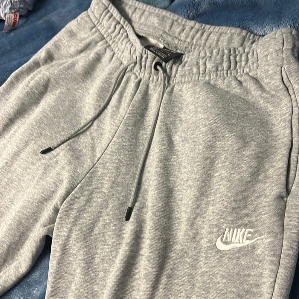 Nike gray sweatpants